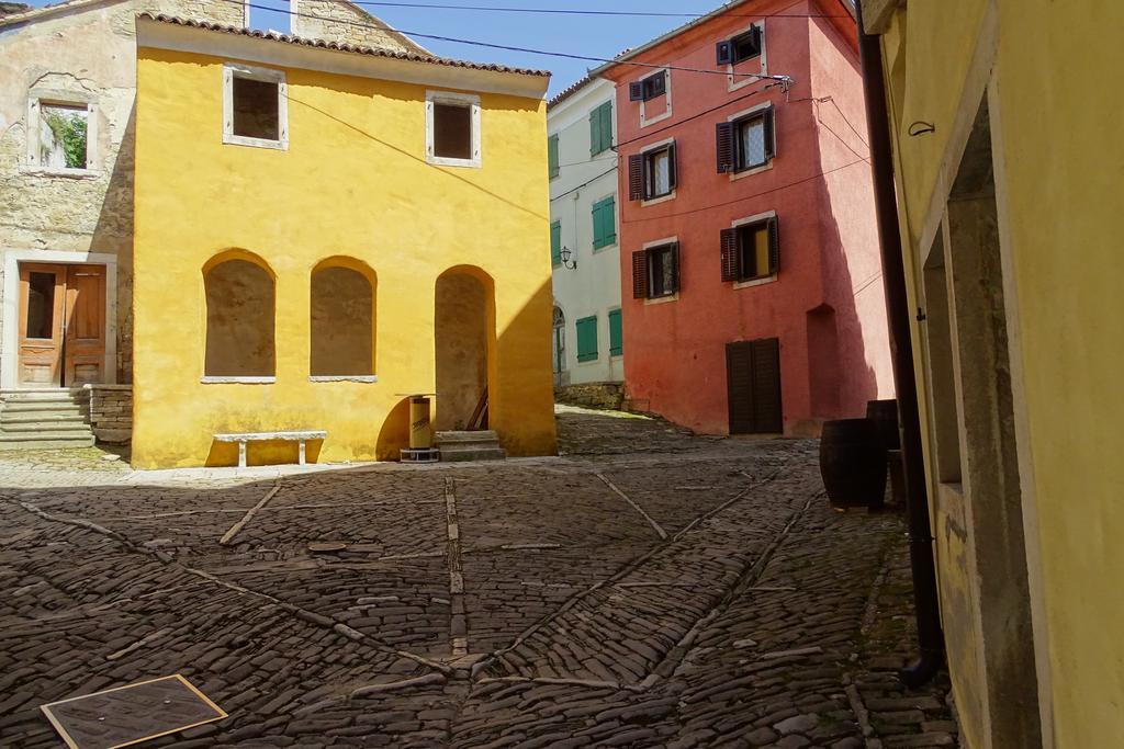 Villa Letizia Oprtalj Oda fotoğraf