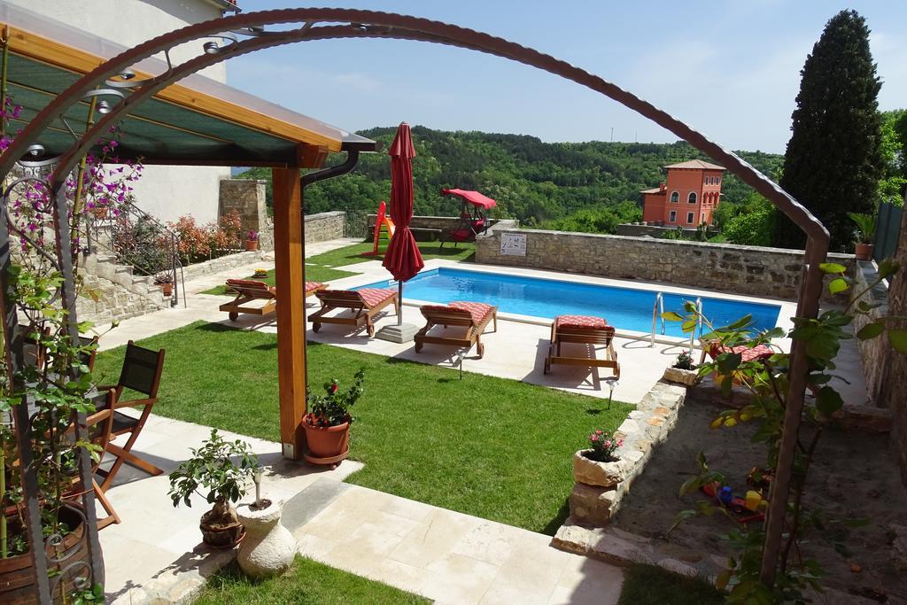 Villa Letizia Oprtalj Dış mekan fotoğraf